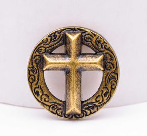 CROSS CONCHO 1-3/8" SCREW BACK in ANTIQUE BRASS